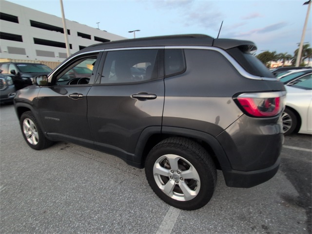 2017 Jeep Compass Latitude photo 10