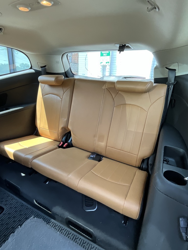 2014 Chevrolet Traverse LTZ photo 27