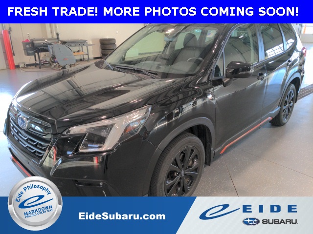 2023 Subaru Forester Sport photo 2
