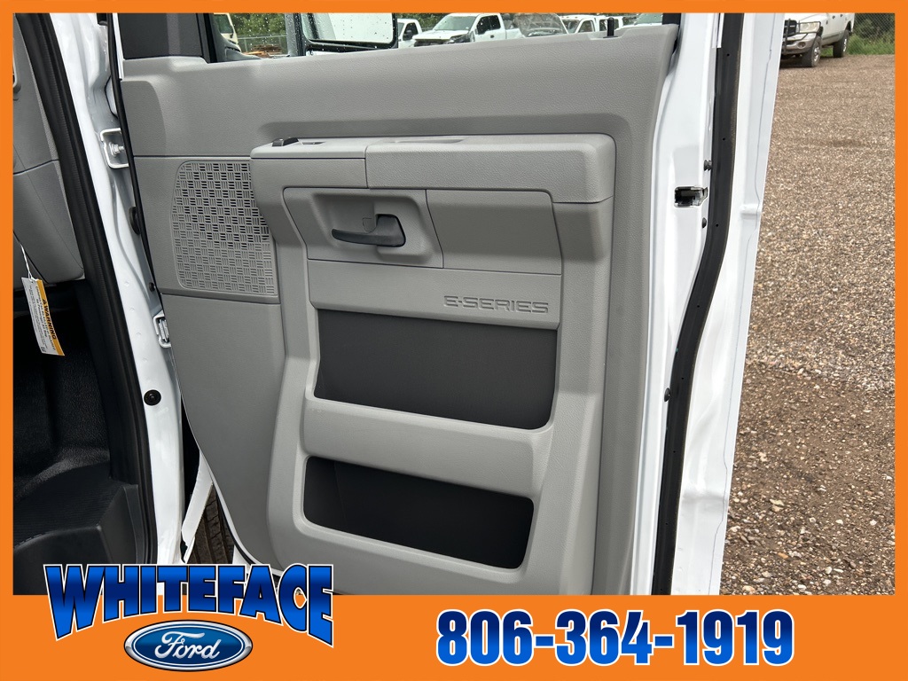 2025 Ford E-350 Base photo 28