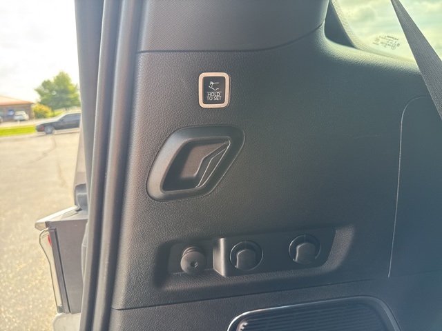 2024 Jeep Wagoneer Series II photo 24