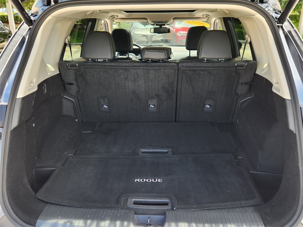 2023 Nissan Rogue SL photo 14