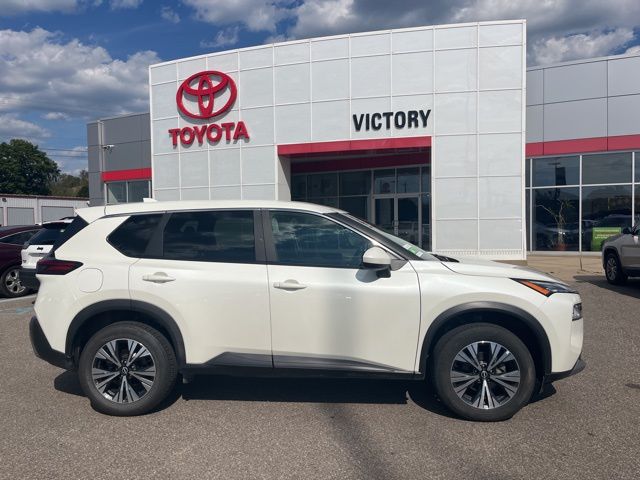 2023 Nissan Rogue SV photo 2