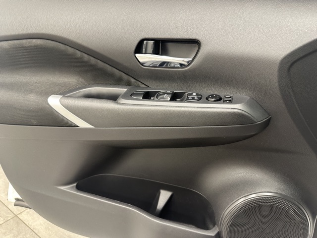 2021 Nissan Kicks SV photo 26
