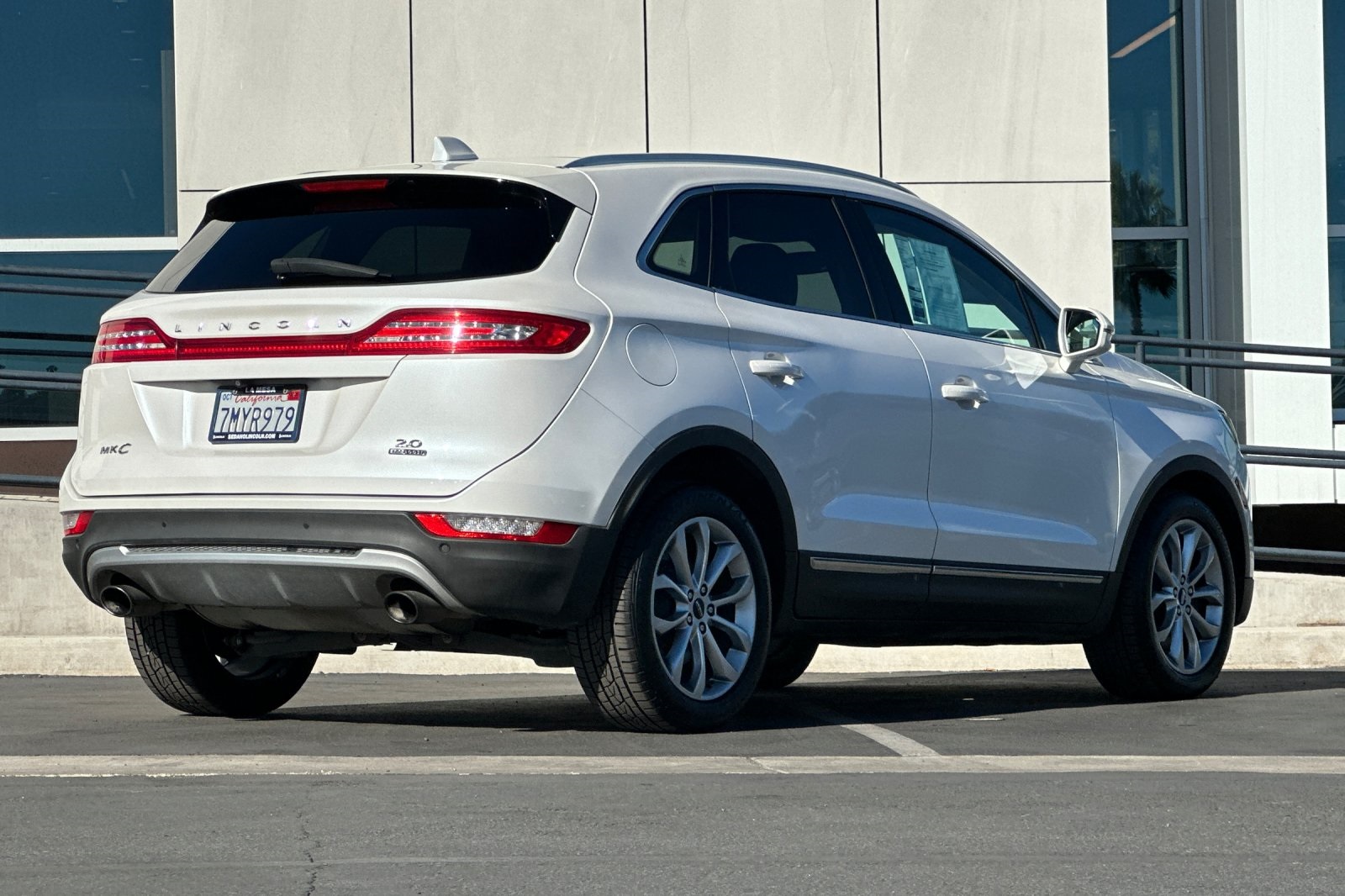 2016 Lincoln MKC Select photo 3