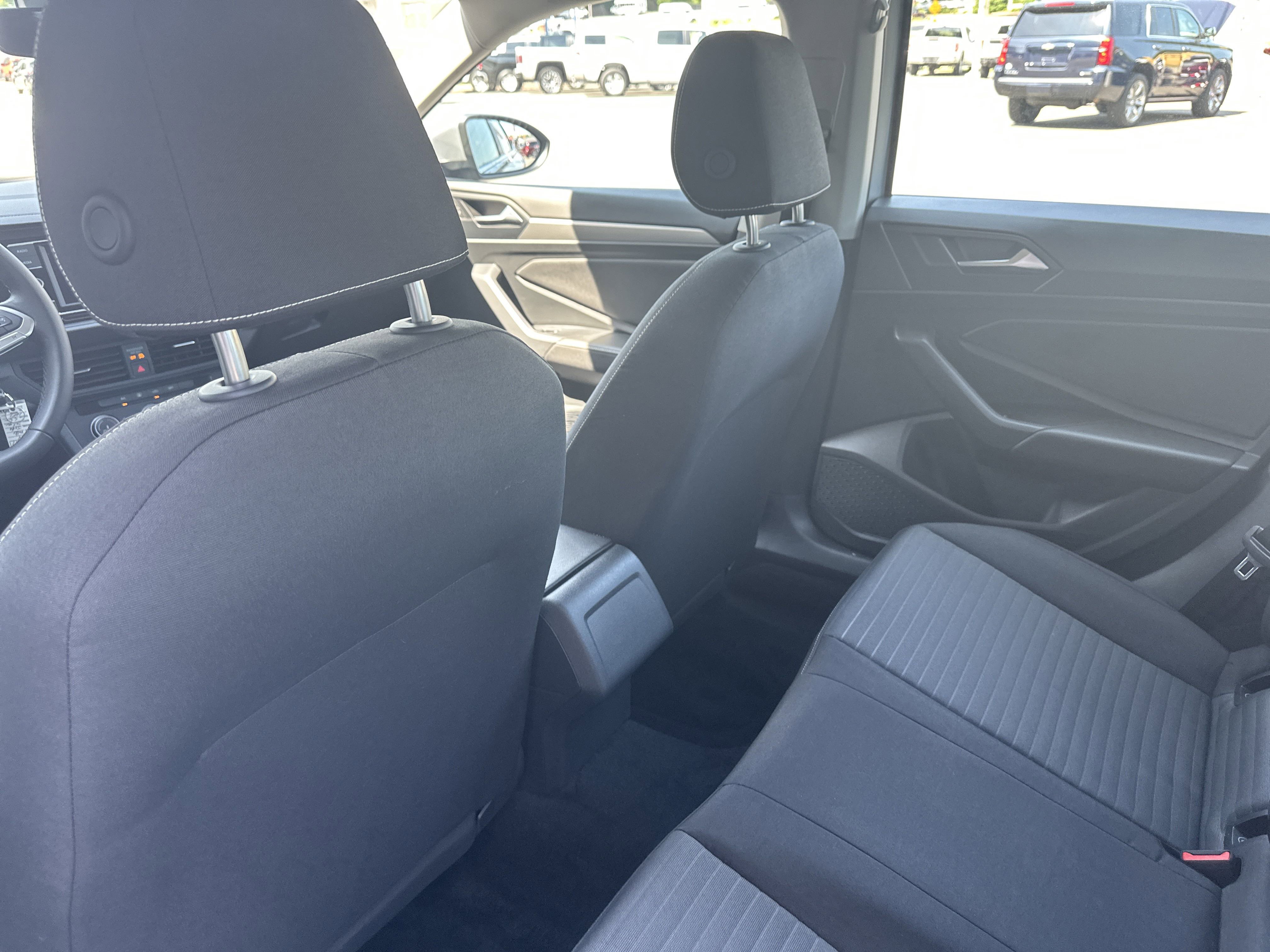 2024 Volkswagen Jetta S photo 2