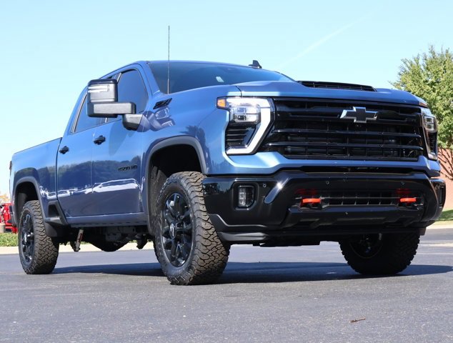 2026 Chevrolet Silverado 2500HD LT's photo