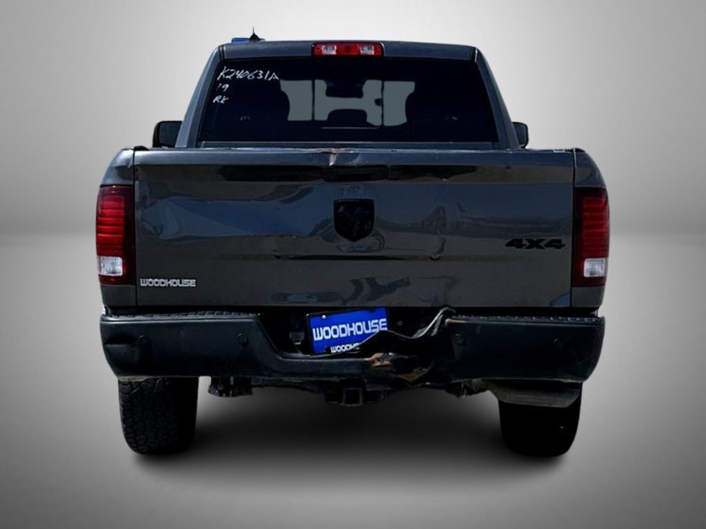 2019 Ram 1500 Classic Warlock photo 6