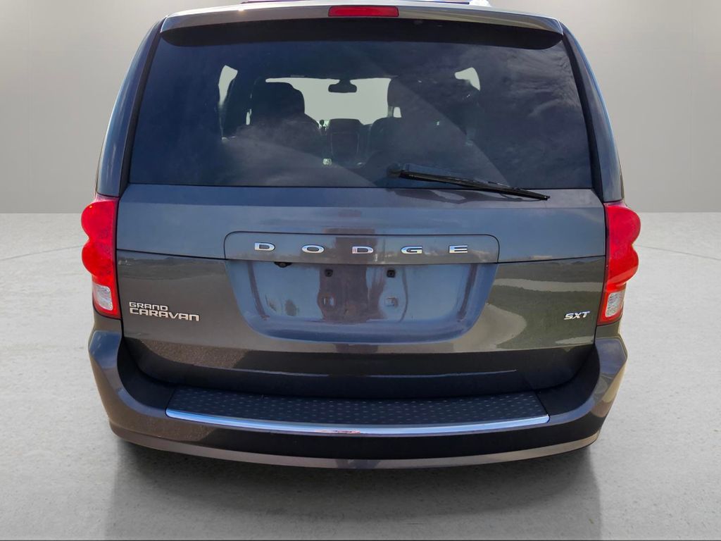 2020 Dodge Grand Caravan SXT photo 4