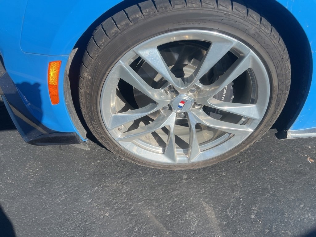 2022 CHEVROLET CAMARO - Image 11