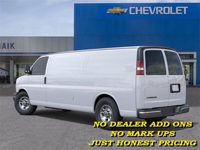 2025 Chevrolet Express Cargo 2500 photo 3