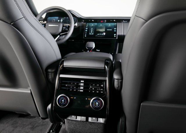 2025 Land Rover Range Rover Sport SE photo 10
