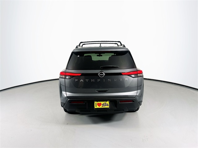 2025 Nissan Pathfinder SV photo 4
