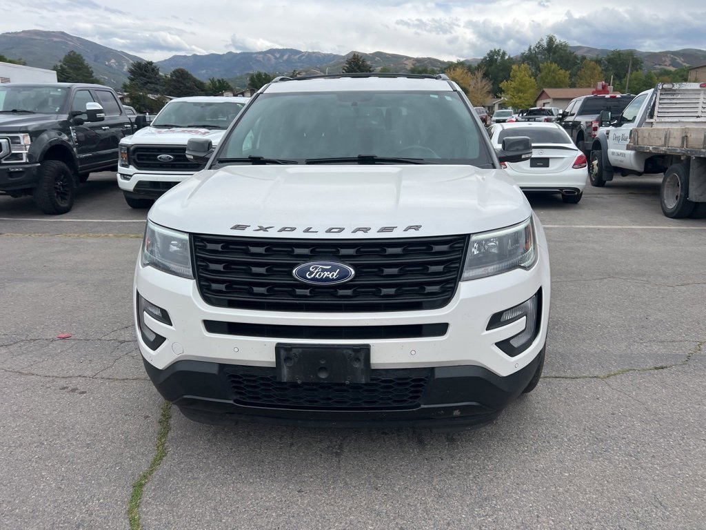 2017 Ford Explorer Sport photo 13