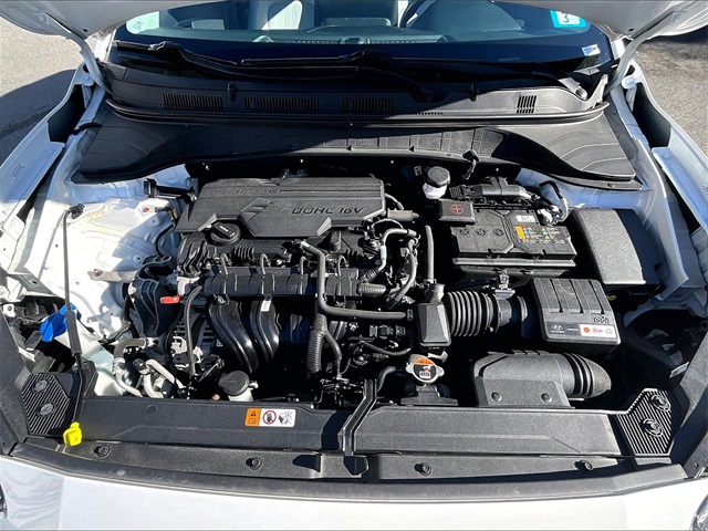 2023 Hyundai Kona SEL photo 9