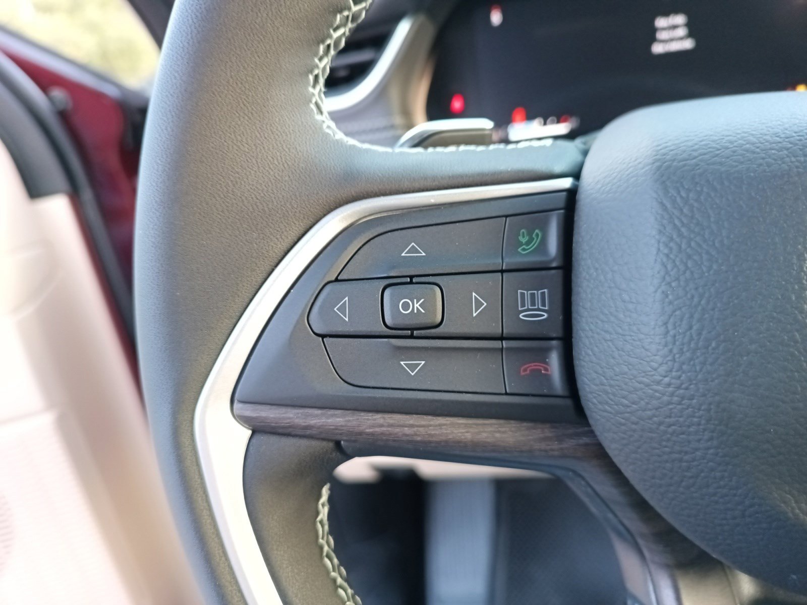 2025 Jeep Grand Cherokee Limited photo 21