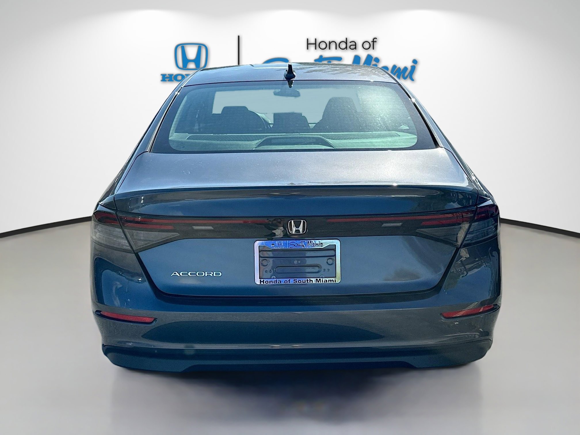 2025 Honda Accord LX photo 5