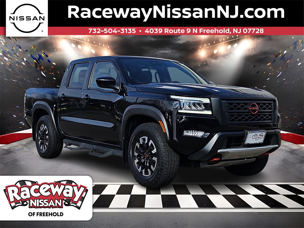 2024 Nissan Frontier PRO-4X's photo