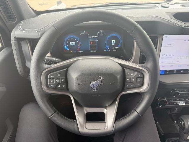 2025 Ford Bronco Outer Banks photo 22