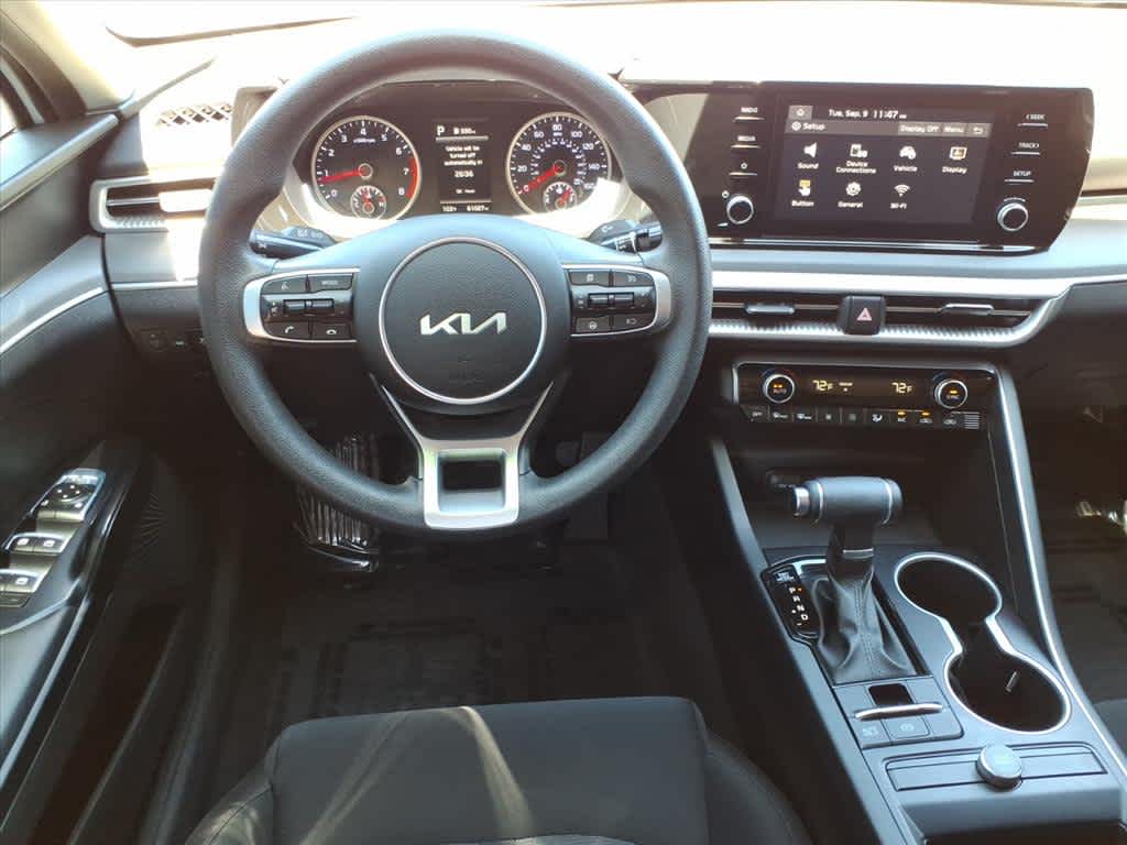 2022 Kia K5 LXS photo 26