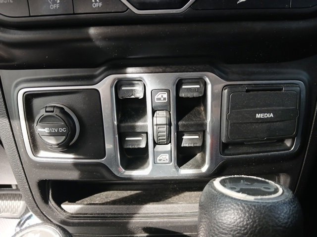 2018 Jeep Wrangler Unlimited Sport S photo 19