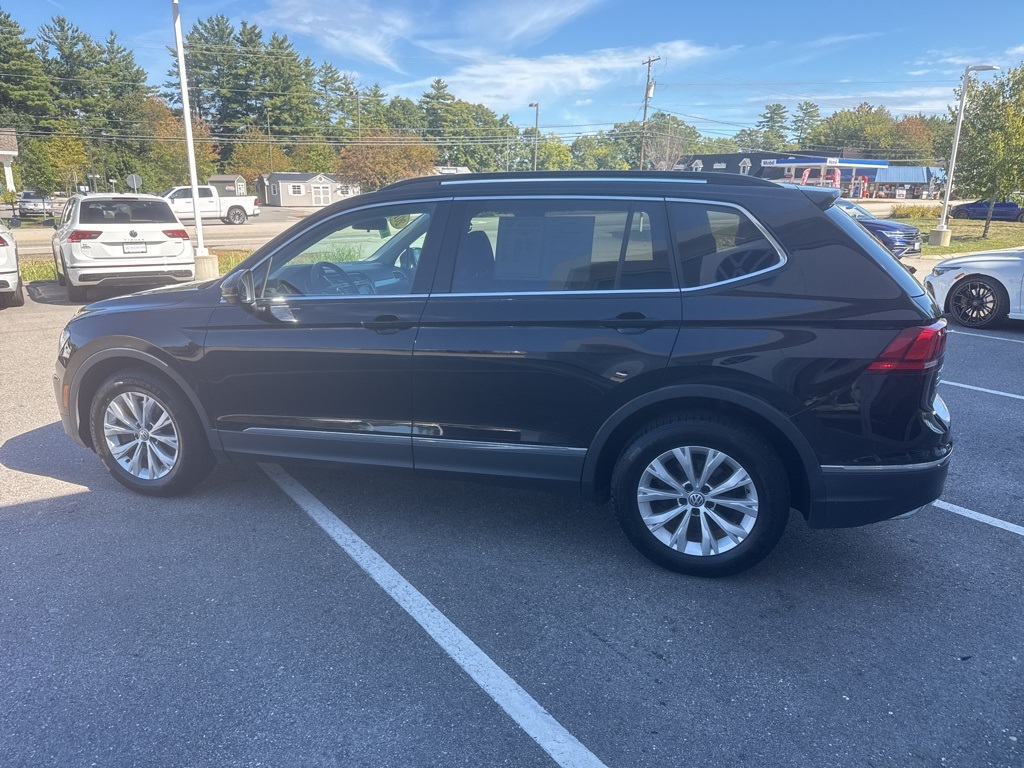 2018 Volkswagen Tiguan SE photo 3