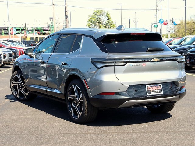 2025 Chevrolet Equinox EV 1LT photo 8