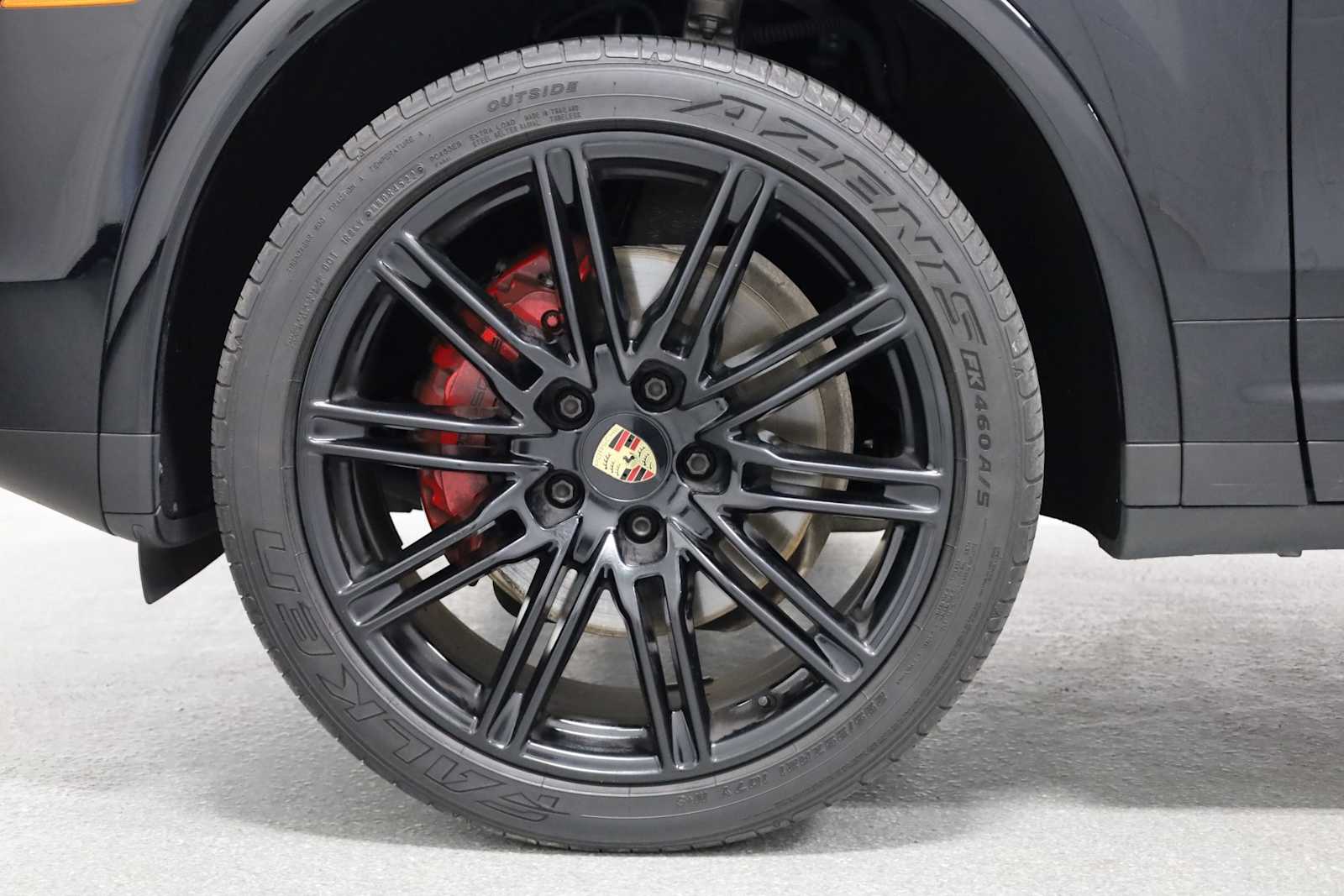 2018 Porsche Cayenne Platinum Edition photo 37