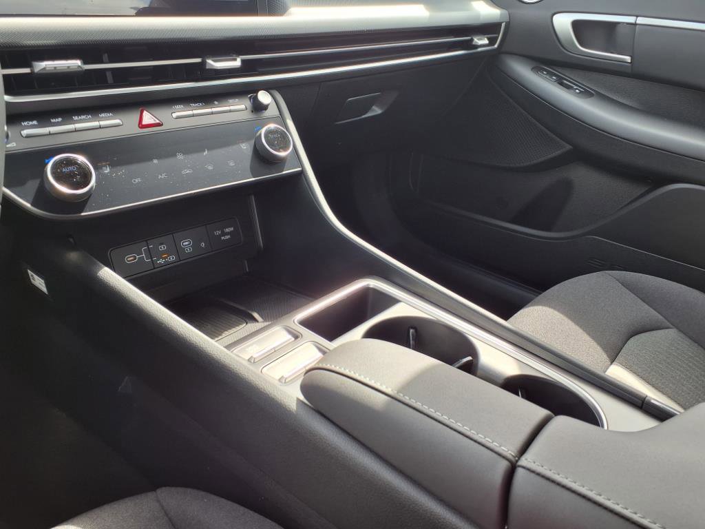 2025 Hyundai Sonata SEL Convenience photo 19