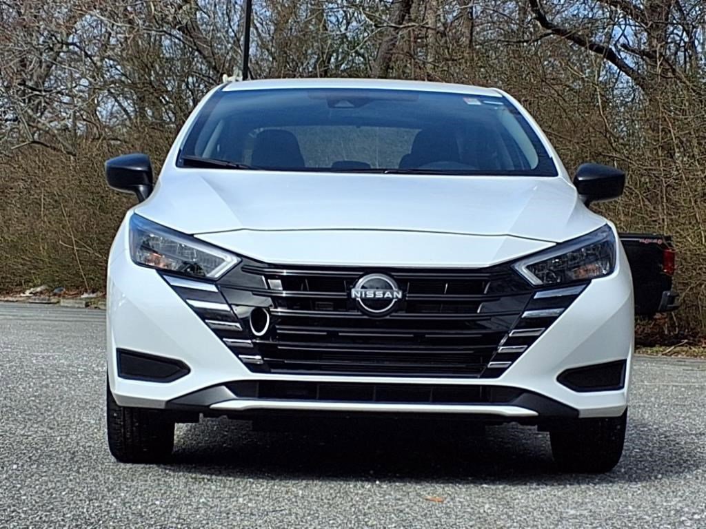 2025 Nissan Versa S photo 3