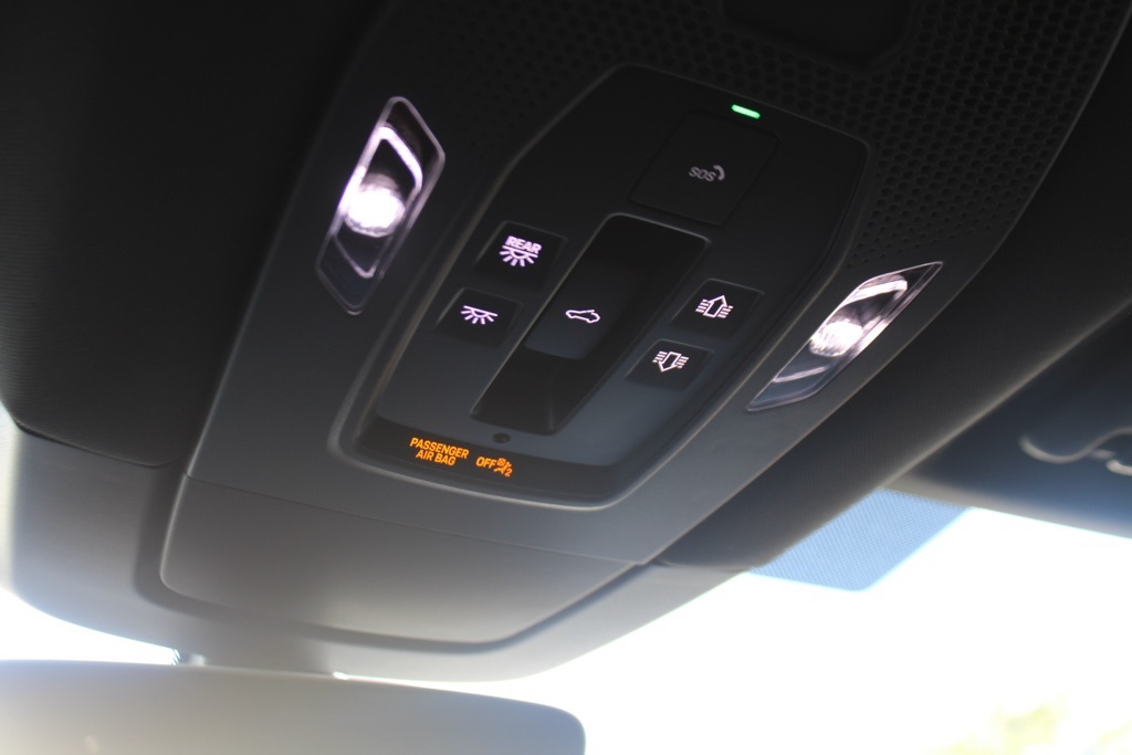 2025 Porsche Macan Electric photo 26