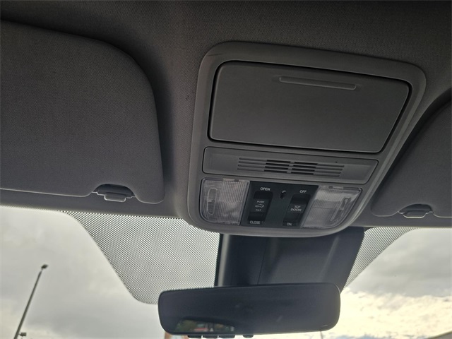 2018 Honda Odyssey EX-L photo 37