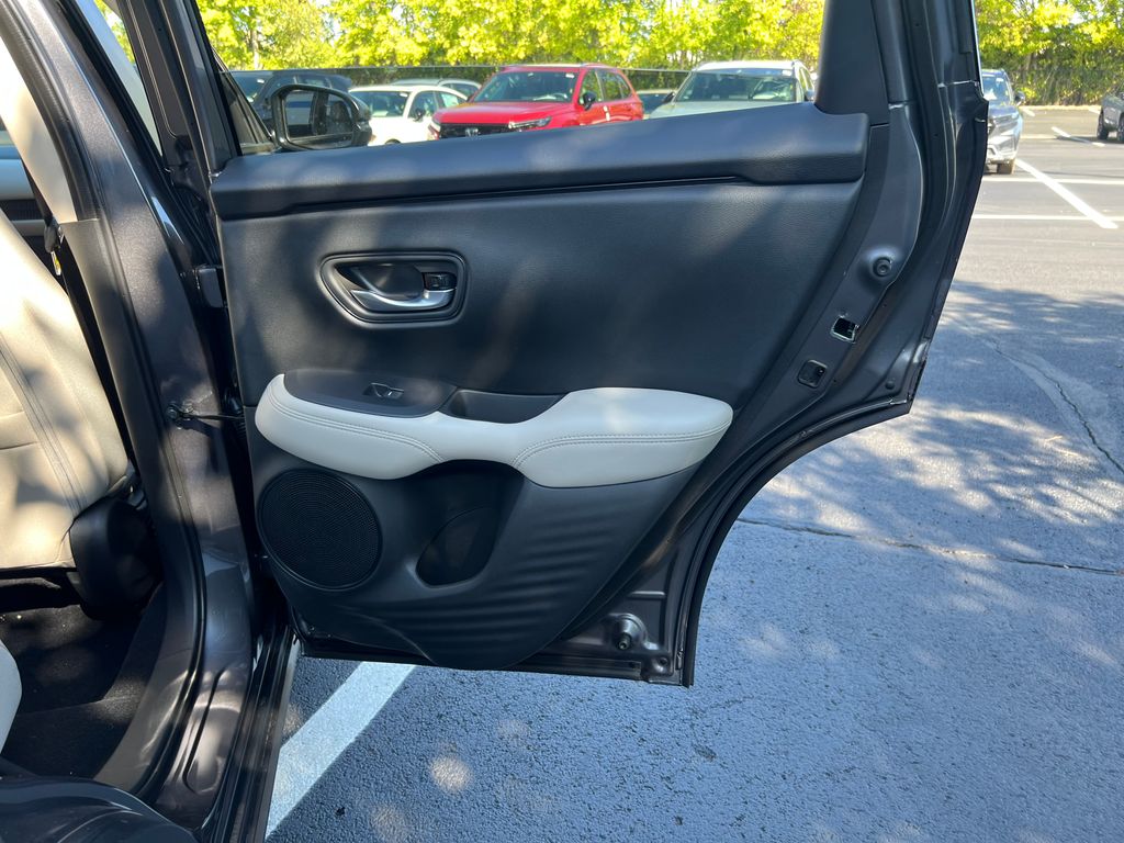 2026 Honda HR-V LX photo 19