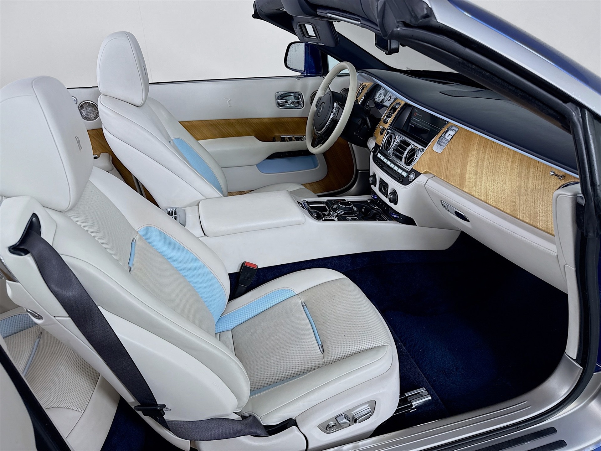 2018 Rolls Royce Dawn RR6 photo 20