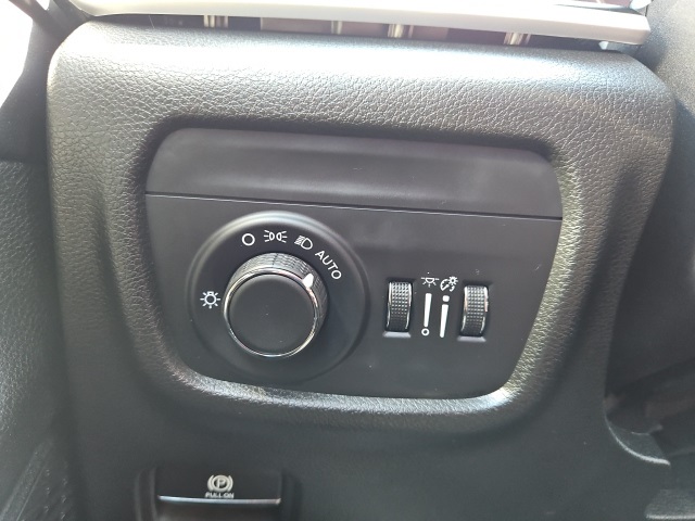 2023 Jeep Grand Cherokee Altitude photo 34