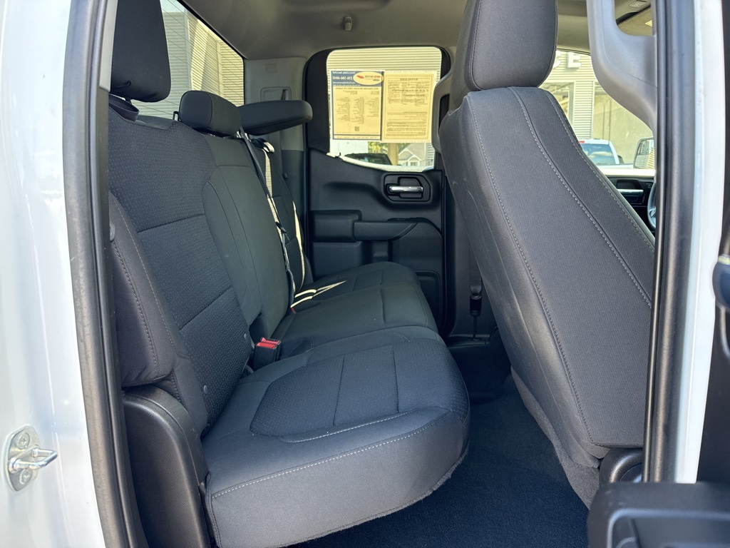 2022 Chevrolet Silverado 1500 Custom photo 26