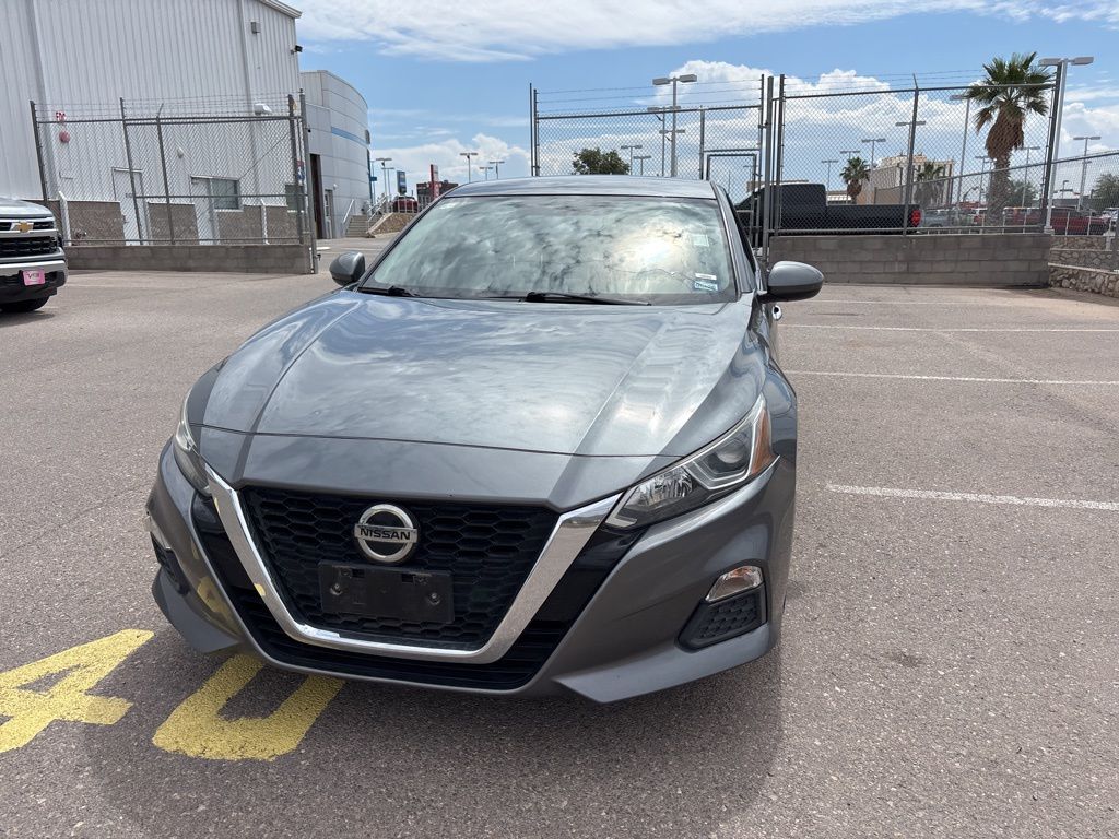 2020 Nissan Altima 2.5 S photo 2