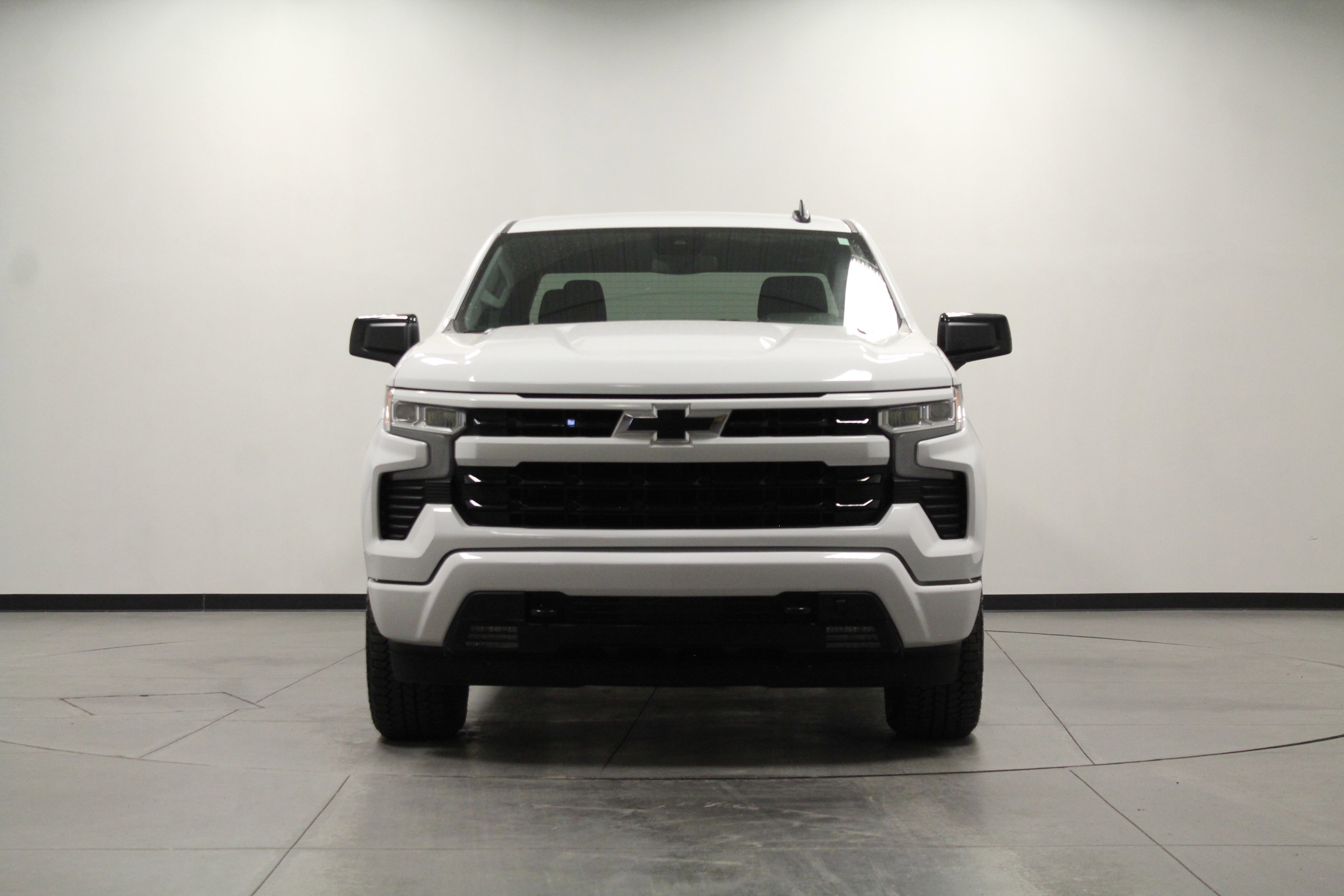 2024 Chevrolet Silverado 1500 RST photo 8