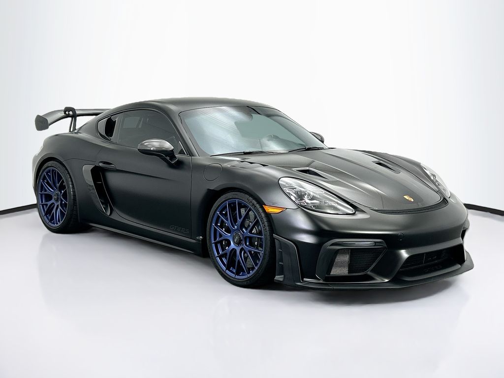 2025 Porsche Cayman GT4 RS photo 3