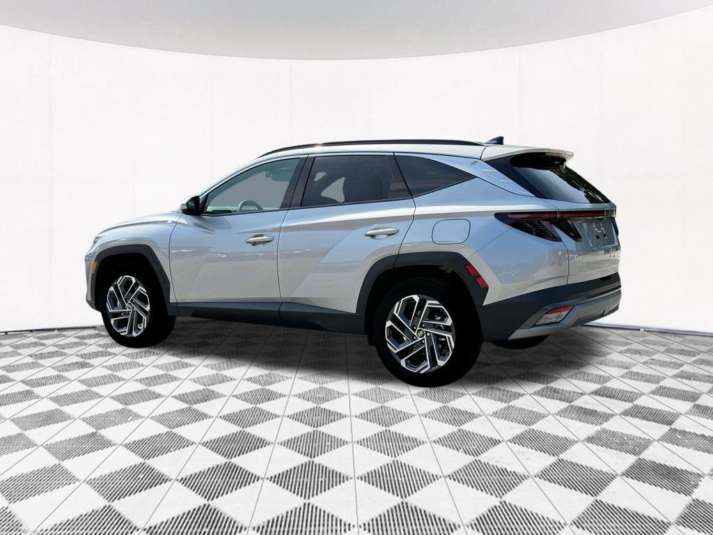 2025 Hyundai Tucson Hybrid Limited photo 4