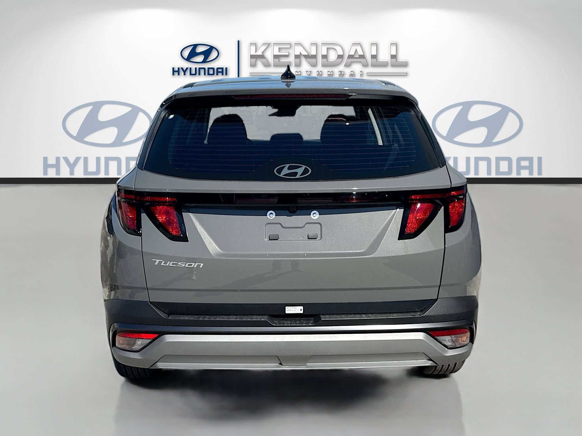 2026 Hyundai Tucson SE photo 3