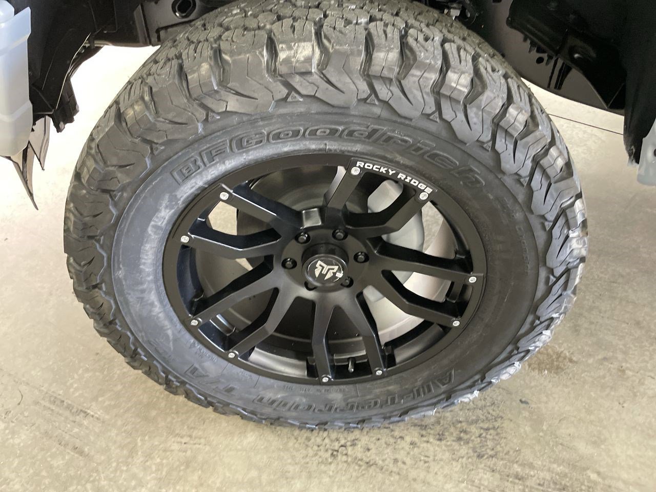 2025 Ford F-150 STX photo 4