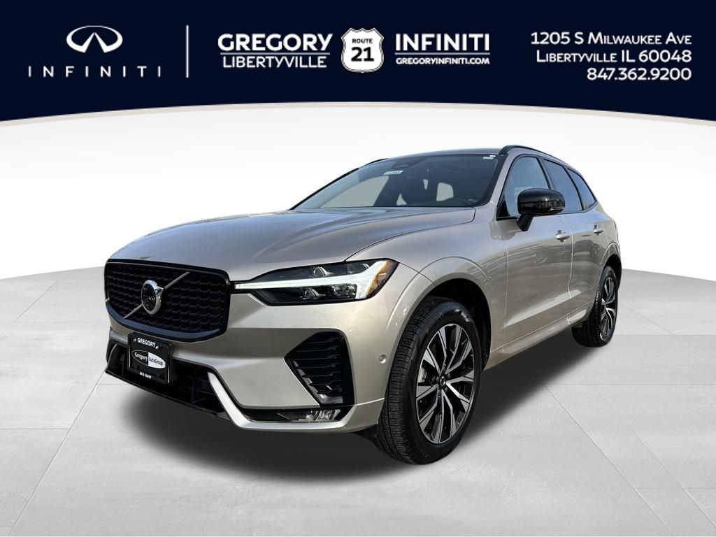 2025 Volvo XC60 Plus's photo
