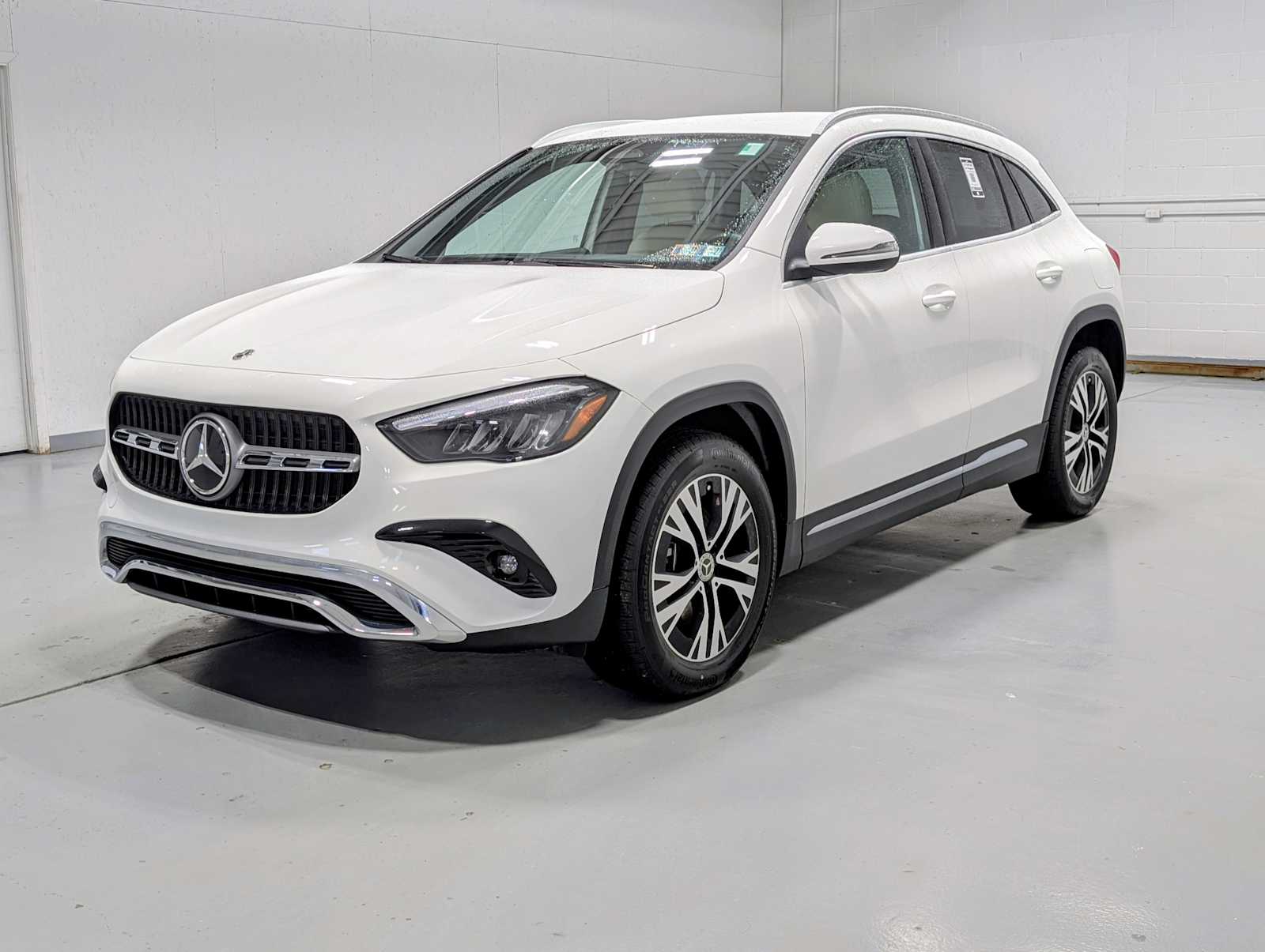 2025 Mercedes-Benz GLA GLA250's photo