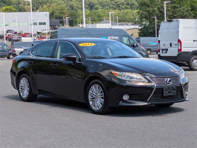 2014 Lexus ES 350 photo 3