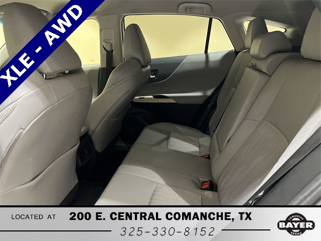 2021 Toyota Venza XLE photo 19