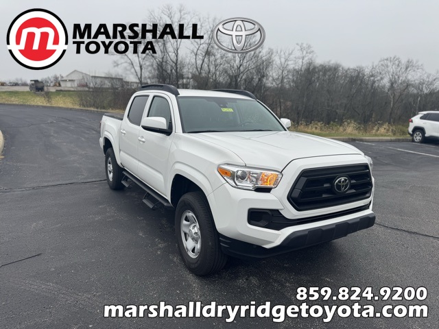 2023 Toyota Tacoma SR's photo