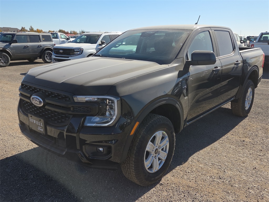 2025 Ford Ranger XL's photo