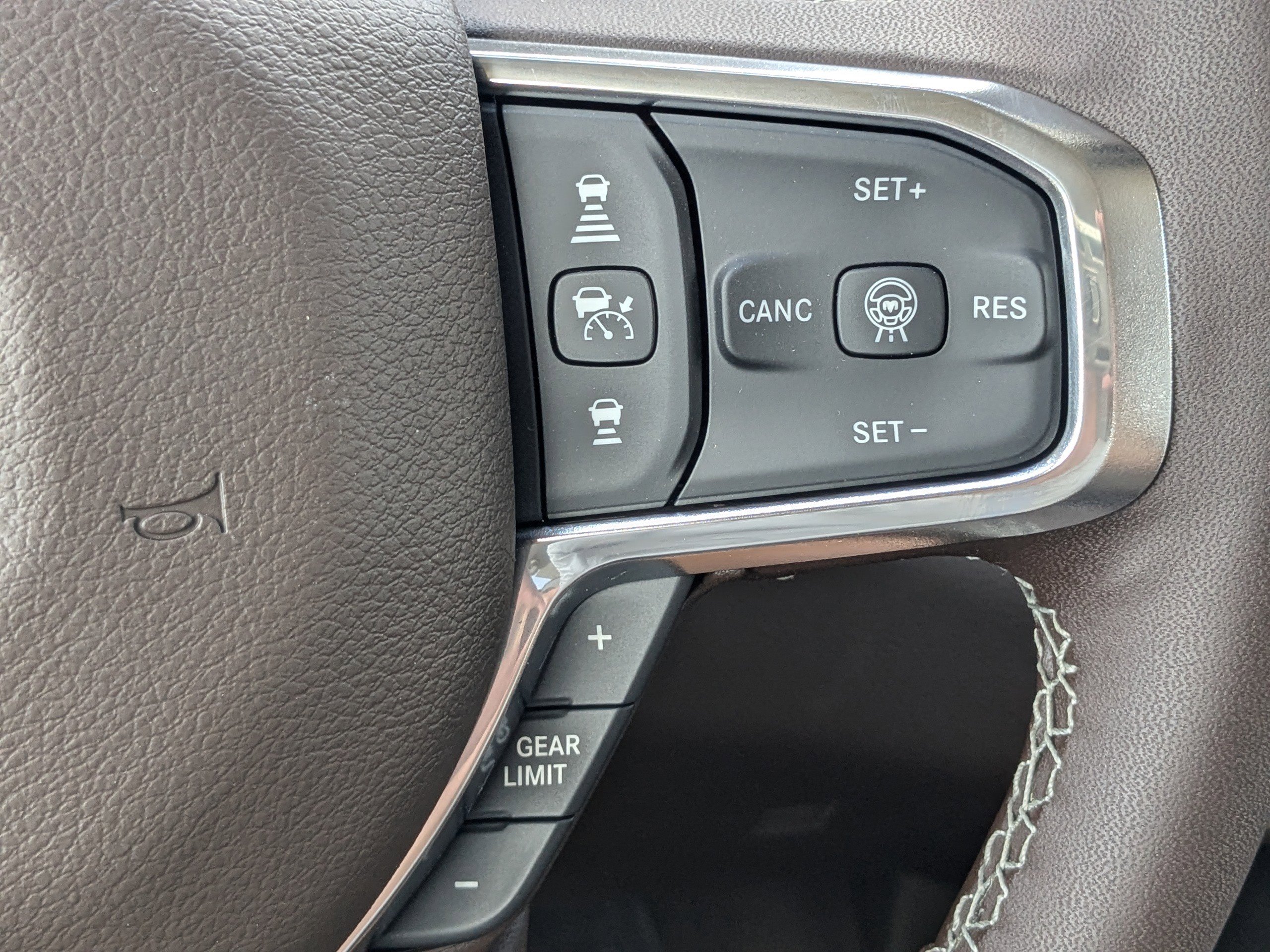 2025 Ram 1500 Laramie photo 21