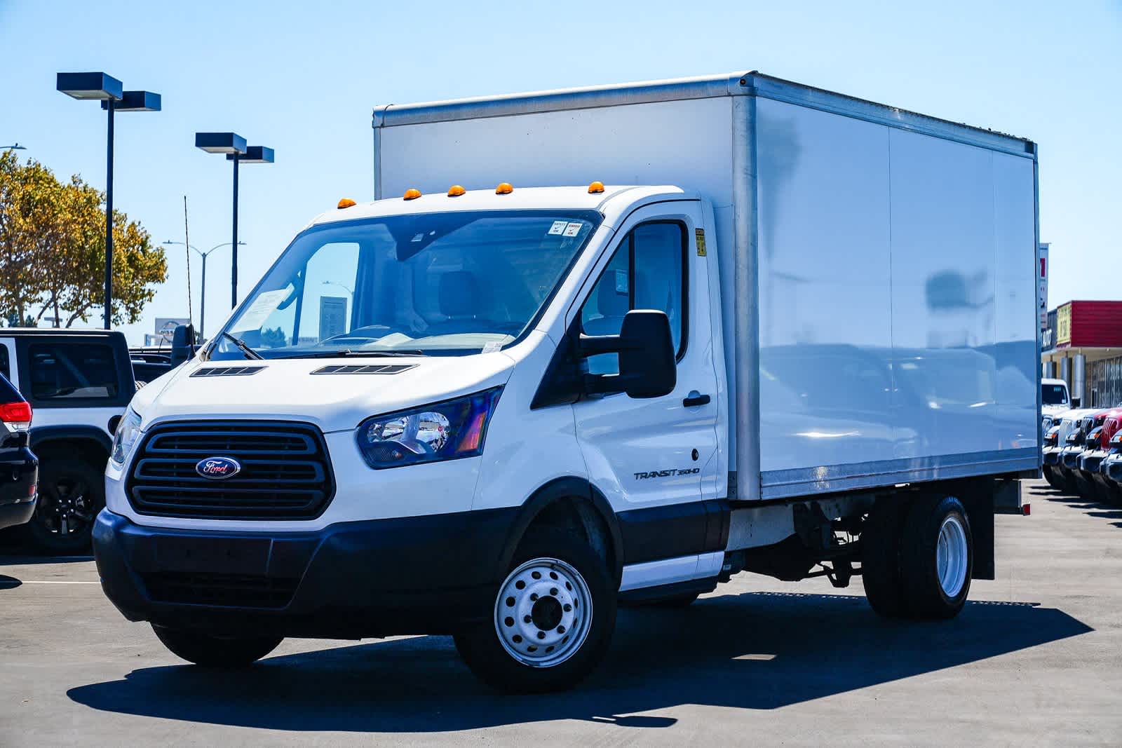 2019 Ford Transit Chassis Cab Base